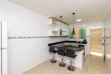 Casa para alugar com 410m², 4 quartos e 2 vagasCozinha