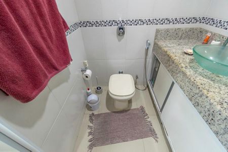 Casa para alugar com 410m², 4 quartos e 2 vagasBanheiro do 2º andar