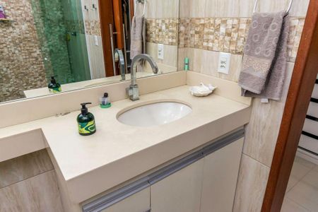 Casa para alugar com 410m², 4 quartos e 2 vagasBanheiro da Suíte