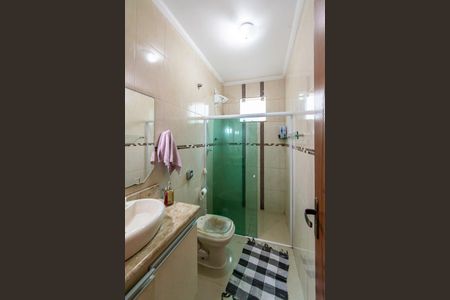 Casa para alugar com 410m², 4 quartos e 2 vagasBanheiro social 