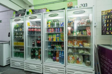 Apartamento para alugar com 34m², 2 quartos e sem vagaMini Mercado