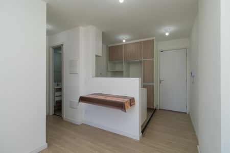 Sala de apartamento para alugar com 2 quartos, 34m² em Jardim Adutora, São Paulo