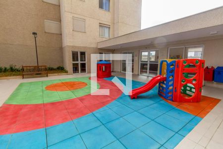 Apartamento para alugar com 34m², 2 quartos e sem vagaÁrea comum - Playground