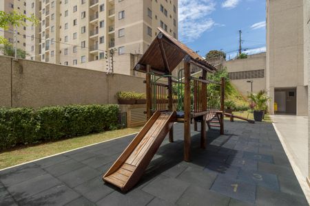 Apartamento para alugar com 34m², 2 quartos e sem vagaÁrea comum - Playground