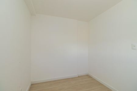 Quarto 1 de apartamento para alugar com 2 quartos, 34m² em Jardim Adutora, São Paulo