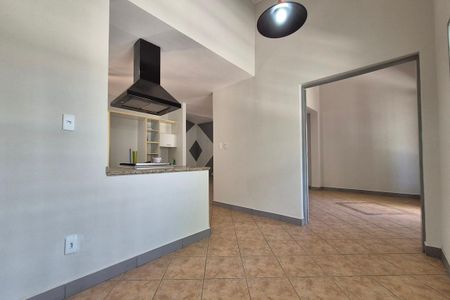 Casa à venda com 240m², 3 quartos e 2 vagasCopa 