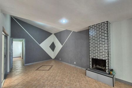 Casa à venda com 240m², 3 quartos e 2 vagasSala de TV