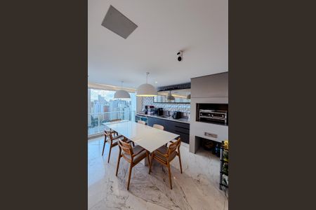 Apartamento à venda com 173m², 3 quartos e 4 vagasSala