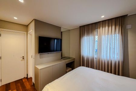 Apartamento à venda com 173m², 3 quartos e 4 vagasQuarto 2 - Suíte