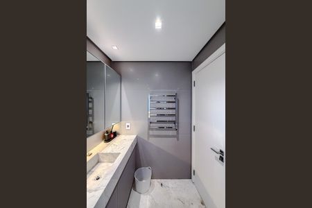 Apartamento à venda com 173m², 3 quartos e 4 vagasBanheiro da Suíte 3