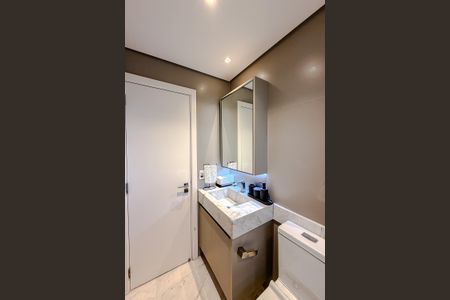 Apartamento à venda com 173m², 3 quartos e 4 vagasBanheiro da Suíte 2