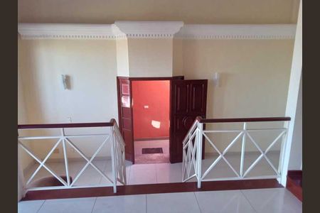 Casa de condomínio à venda com 544m², 4 quartos e 4 vagas