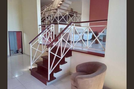 Casa de condomínio à venda com 544m², 4 quartos e 4 vagas