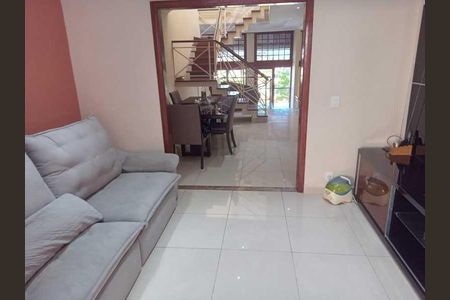 Casa de condomínio à venda com 544m², 4 quartos e 4 vagas