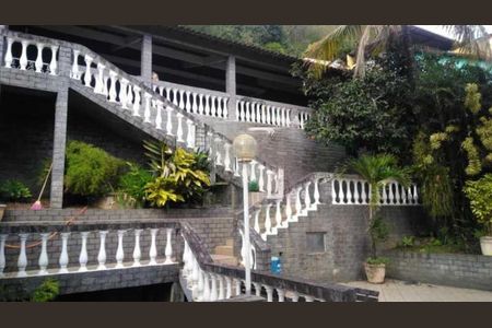 Casa à venda com 1050m², 3 quartos e 3 vagas