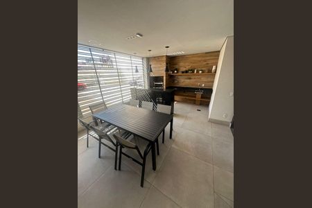Apartamento à venda com 2 quartos, 57m² em Centro, Campinas