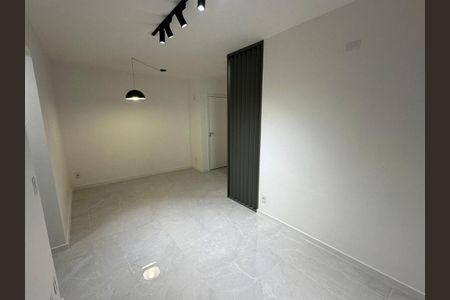 Apartamento à venda com 2 quartos, 57m² em Centro, Campinas