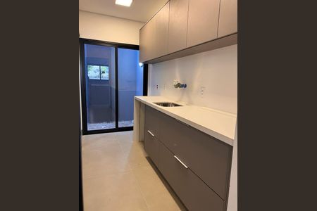 Casa de condomínio à venda com 383m², 4 quartos e 4 vagas