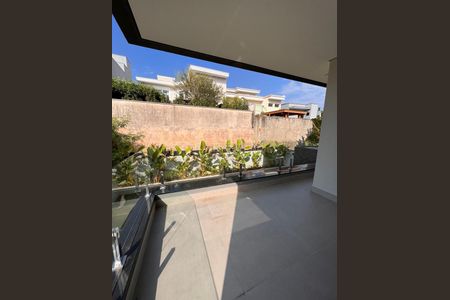 Casa de condomínio à venda com 383m², 4 quartos e 4 vagas