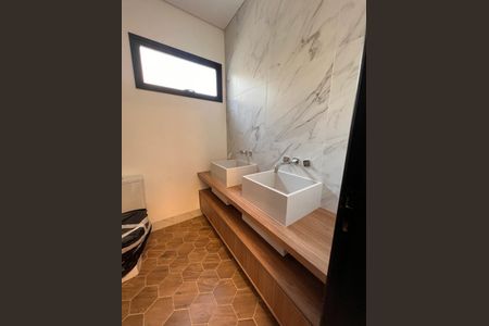 Casa de condomínio à venda com 383m², 4 quartos e 4 vagas