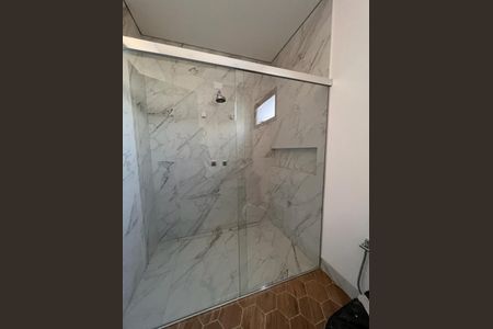 Casa de condomínio à venda com 383m², 4 quartos e 4 vagas