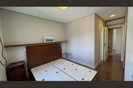 Apartamento à venda com 3 quartos, 100m² em Jardim das Acacias, São Paulo