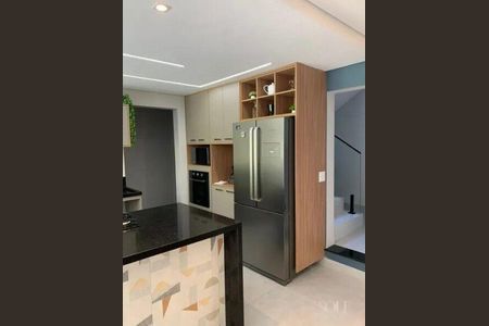 Casa de condomínio à venda com 260m², 4 quartos e 4 vagas