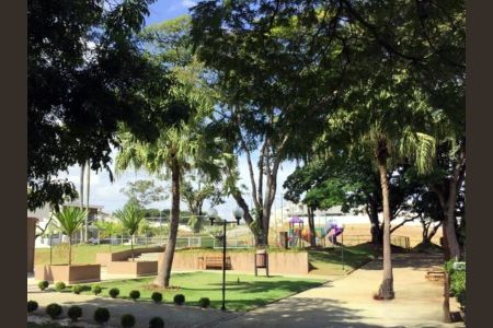 Casa de condomínio à venda com 260m², 4 quartos e 4 vagas