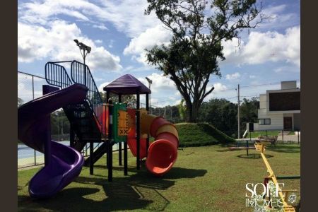 Casa de condomínio à venda com 260m², 4 quartos e 4 vagas