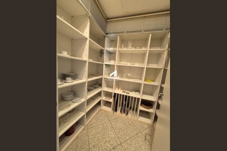 Apartamento à venda com 585m², 5 quartos e 6 vagas