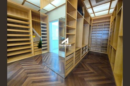 Apartamento à venda com 585m², 5 quartos e 6 vagas