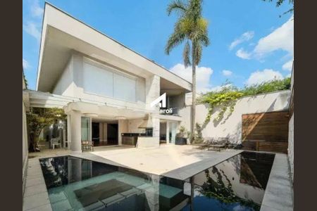 Casa à venda com 330m², 4 quartos e 4 vagas