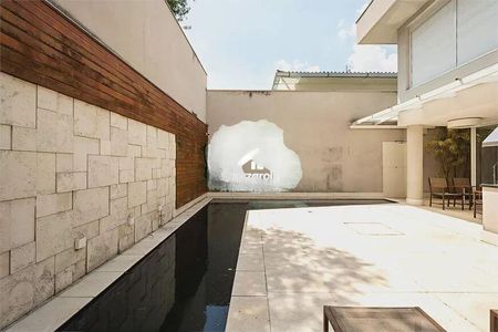 Casa à venda com 330m², 4 quartos e 4 vagas