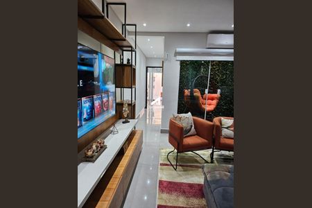 Casa à venda com 3 quartos, 104m² em Vila Santa Isabel, São Paulo