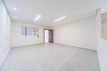 Casa à venda com 2 quartos, 170m² em Jardim Ocara, Santo André
