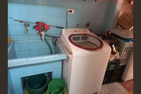 Casa à venda com 165m², 3 quartos e sem vaga