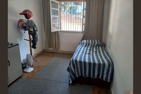 Casa à venda com 165m², 3 quartos e sem vaga