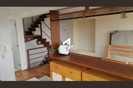 Apartamento à venda com 2 quartos, 160m² em Vila Madalena, São Paulo