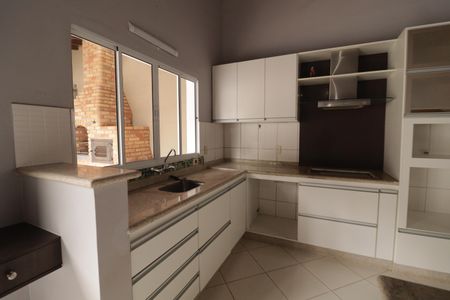 Casa de condomínio à venda com 290m², 3 quartos e 5 vagasCozinha