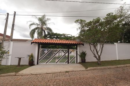 Casa de condomínio à venda com 290m², 3 quartos e 5 vagasFachada