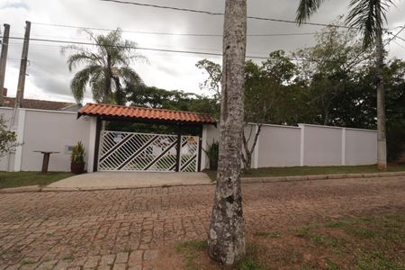 Casa de condomínio à venda com 290m², 3 quartos e 5 vagasFachada