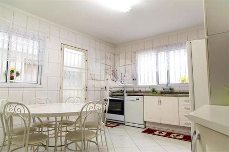 Casa à venda com 3 quartos, 203m² em Mirandópolis, São Paulo