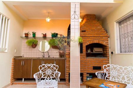 Casa à venda com 3 quartos, 203m² em Mirandópolis, São Paulo