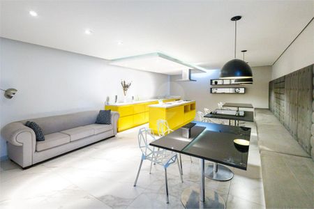 Apartamento à venda com 2 quartos, 65m² em Vila Olímpia, São Paulo