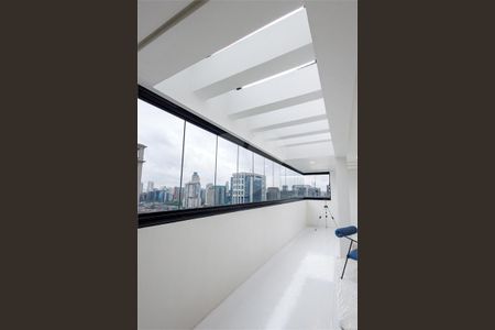 Apartamento à venda com 2 quartos, 65m² em Vila Olímpia, São Paulo