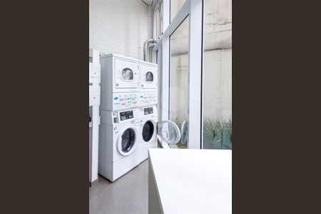 Apartamento à venda com 2 quartos, 65m² em Vila Olímpia, São Paulo