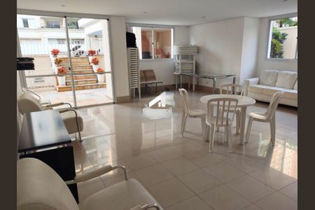 Apartamento à venda com 60m², 2 quartos e 1 vaga