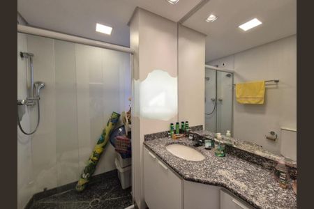 Apartamento à venda com 200m², 3 quartos e 2 vagas
