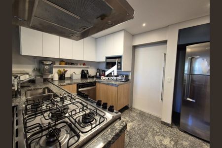 Apartamento à venda com 200m², 3 quartos e 2 vagas