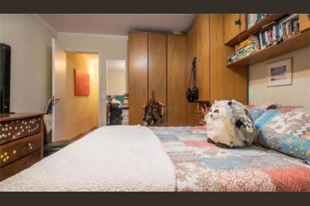 Casa à venda com 3 quartos, 107m² em Parque Colonial, São Paulo